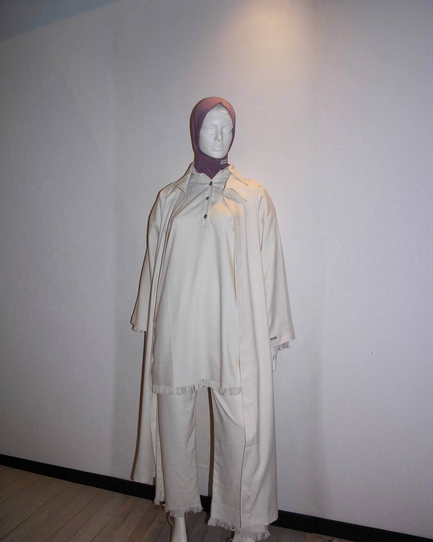COLLARED LINEN ABAYA